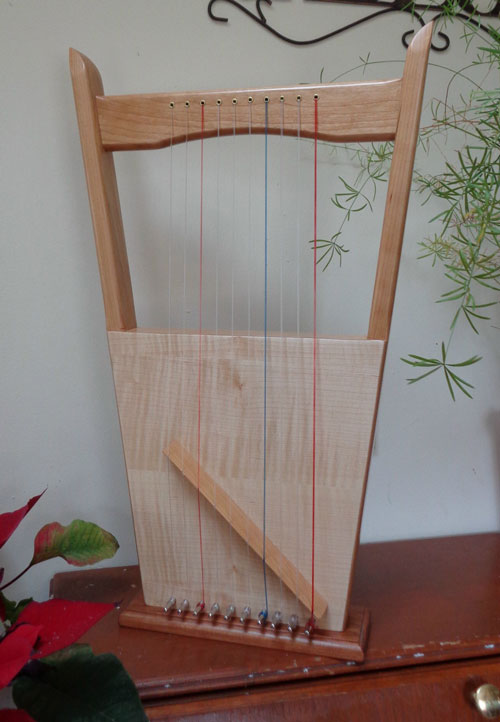 Kinnor Harp cherry
