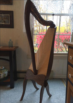 Marj's LAP harp