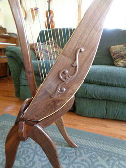 Side swirl on a 26-LAP Harp
